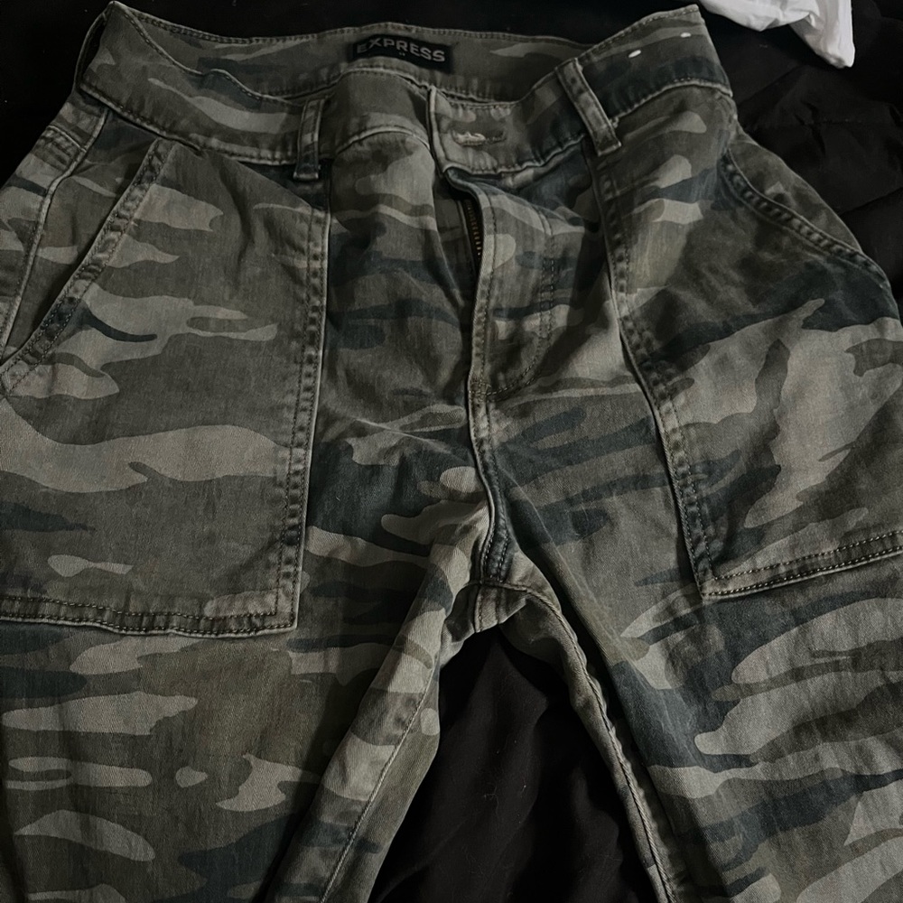 express camo pants